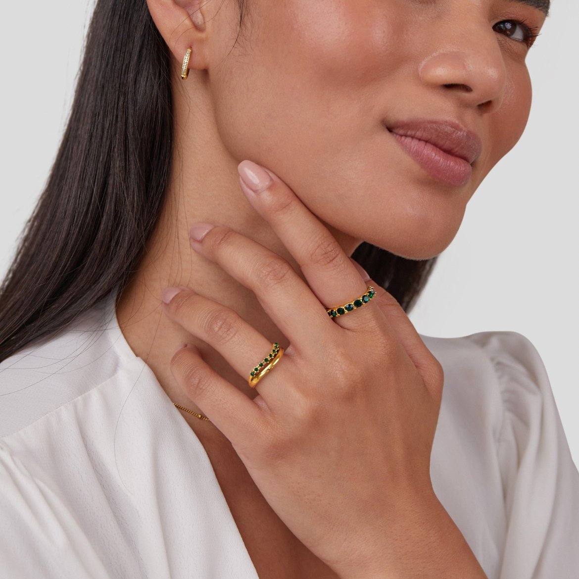 Carmen - Pierścionek warstwowy w zielonym kolorze szmaragdu